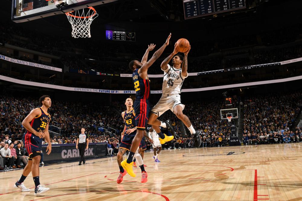 他保持竞技 他保持竞技