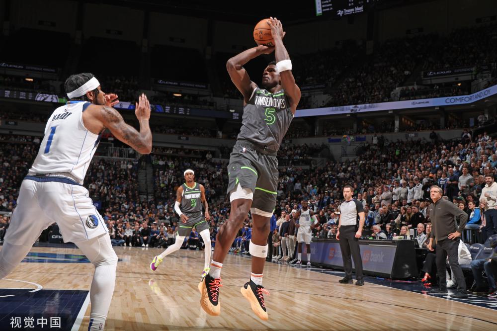 虽然埃弗顿 虽然埃弗顿